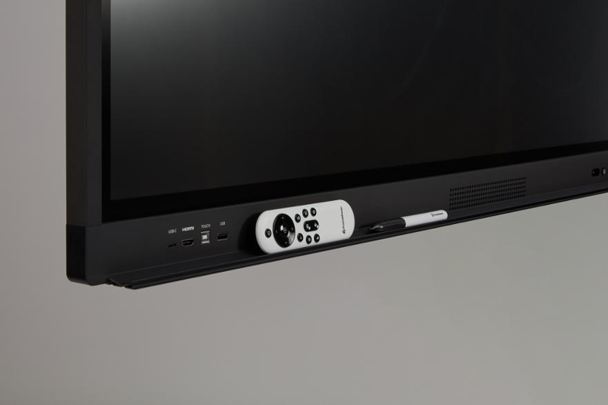APLX_Tray_CloseUp_with_Remote_Pen_0223v1 